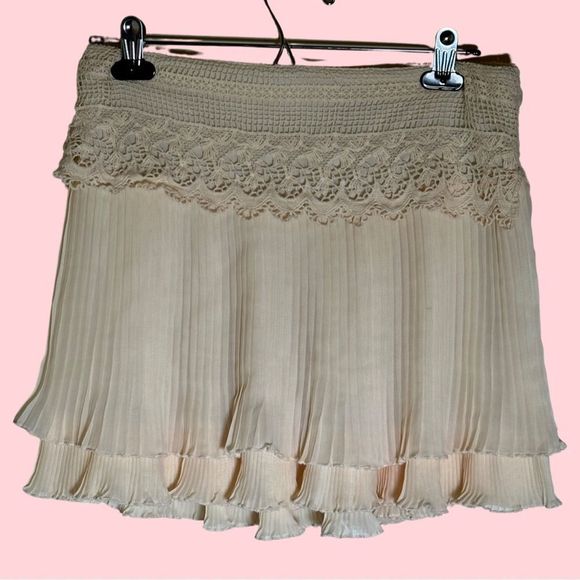 SOHO Women's Skirt Mini Y2K style boho look size 3 pleated lace 2000s bohemian - Picture 1 of 12